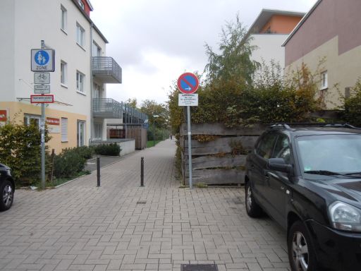 Mobilitätsstation - Ladezone vor der Station